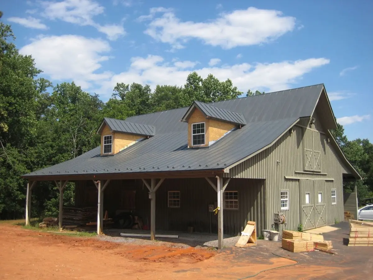 Expert Roof Coating workmanship in SEADIP